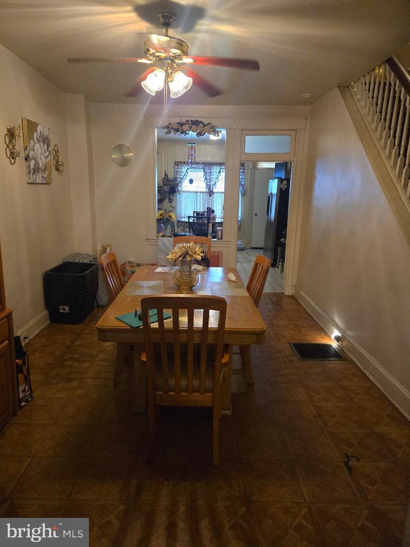 1218 Oakhurst Place photo 3