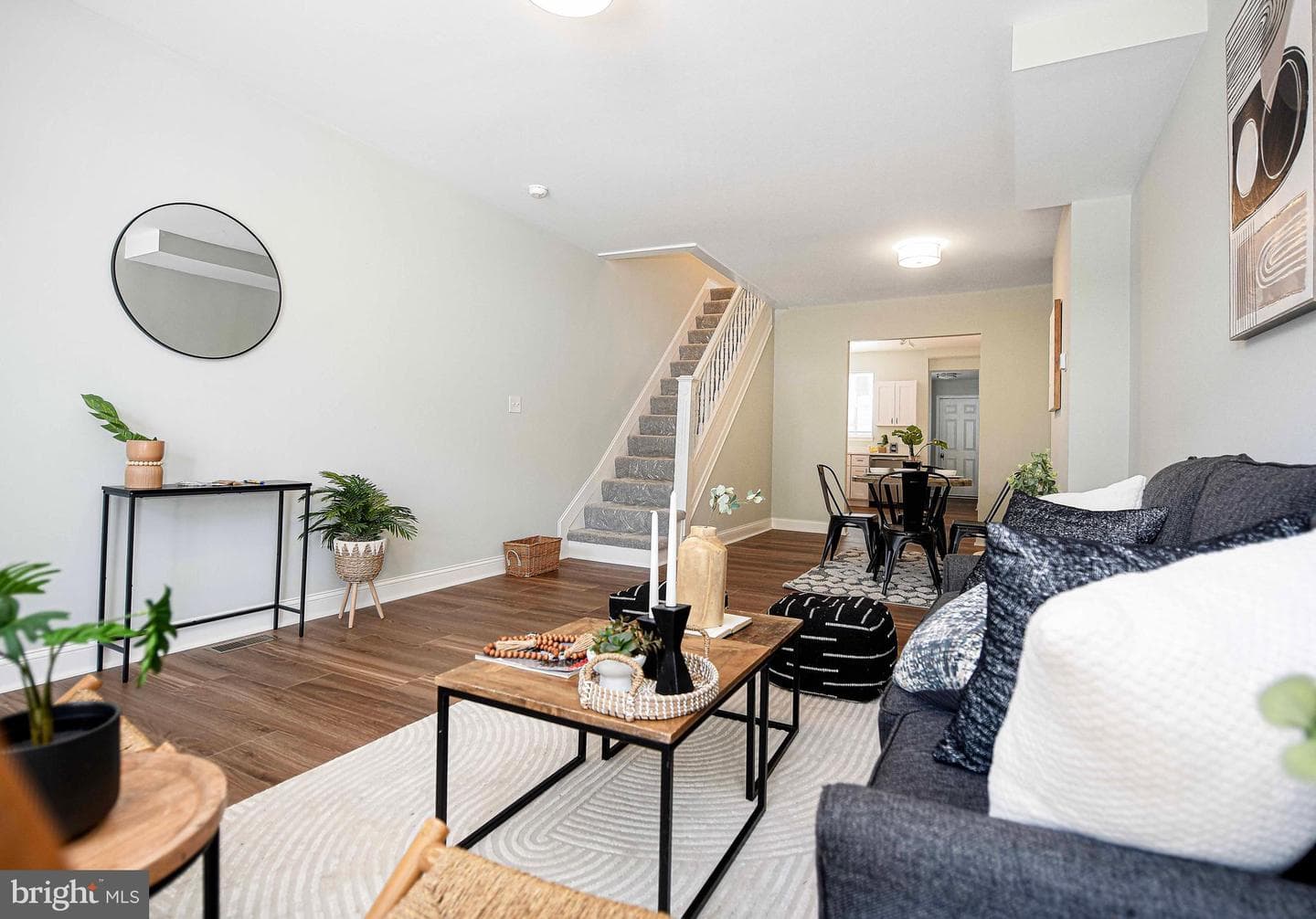 2913 Mcelderry Street photo 4