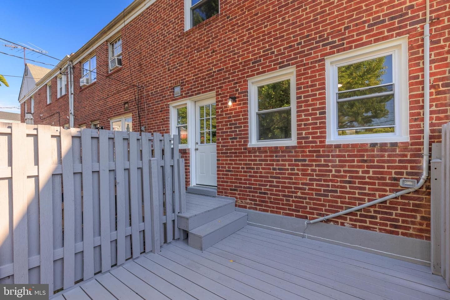 1531 Wadsworth Way photo 33