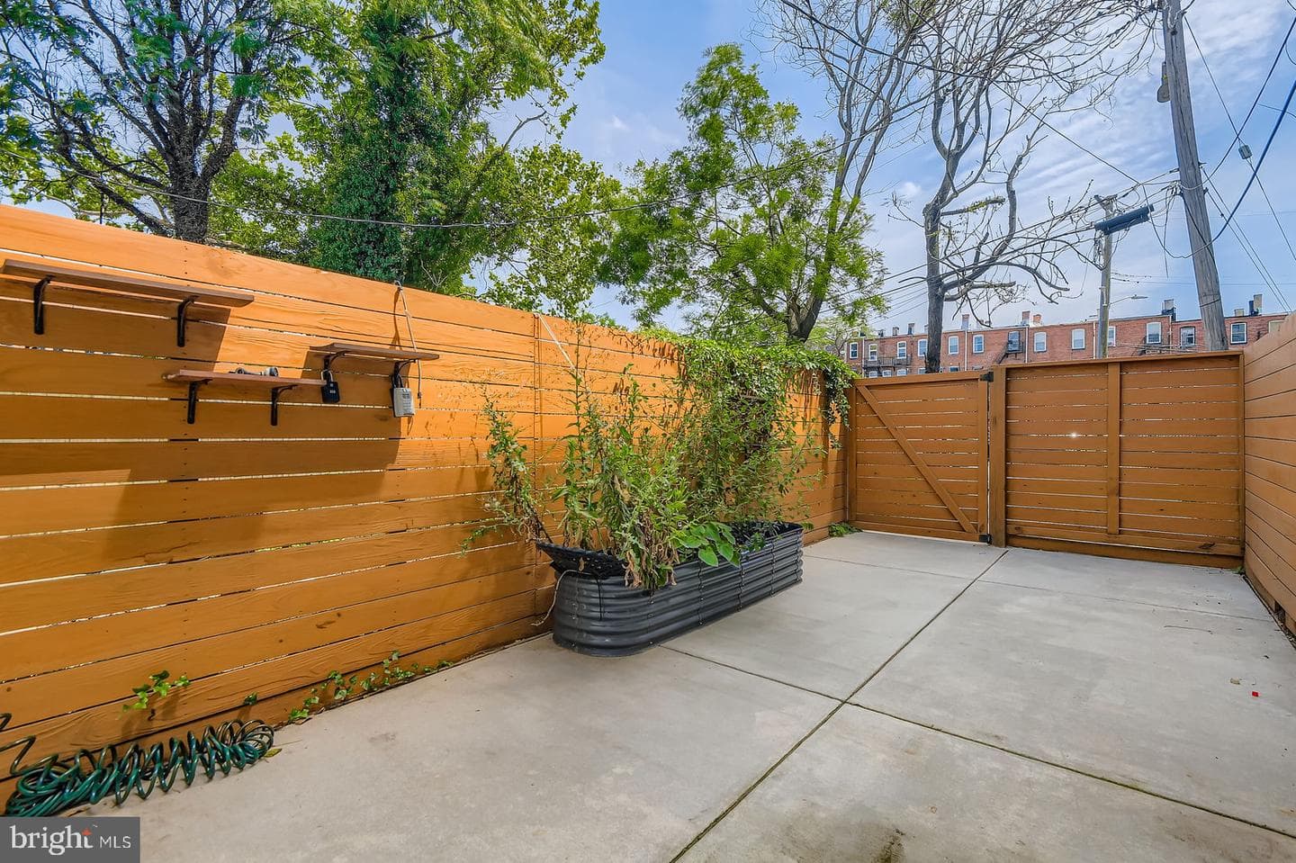 2535 N Howard Street photo 14