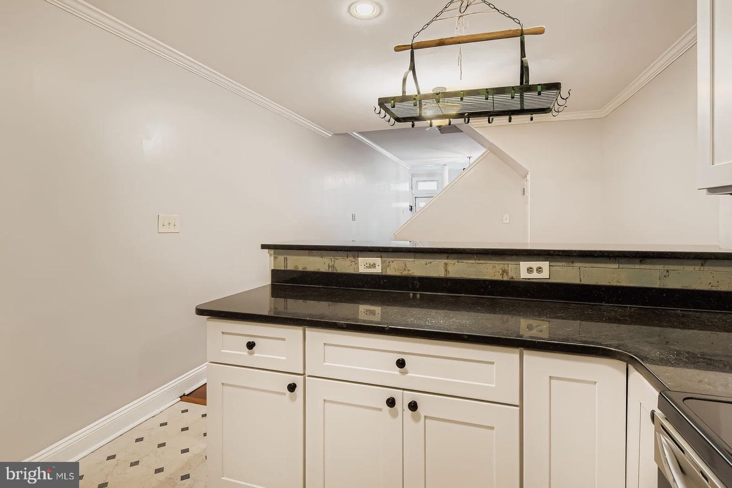 2535 N Howard Street photo 5