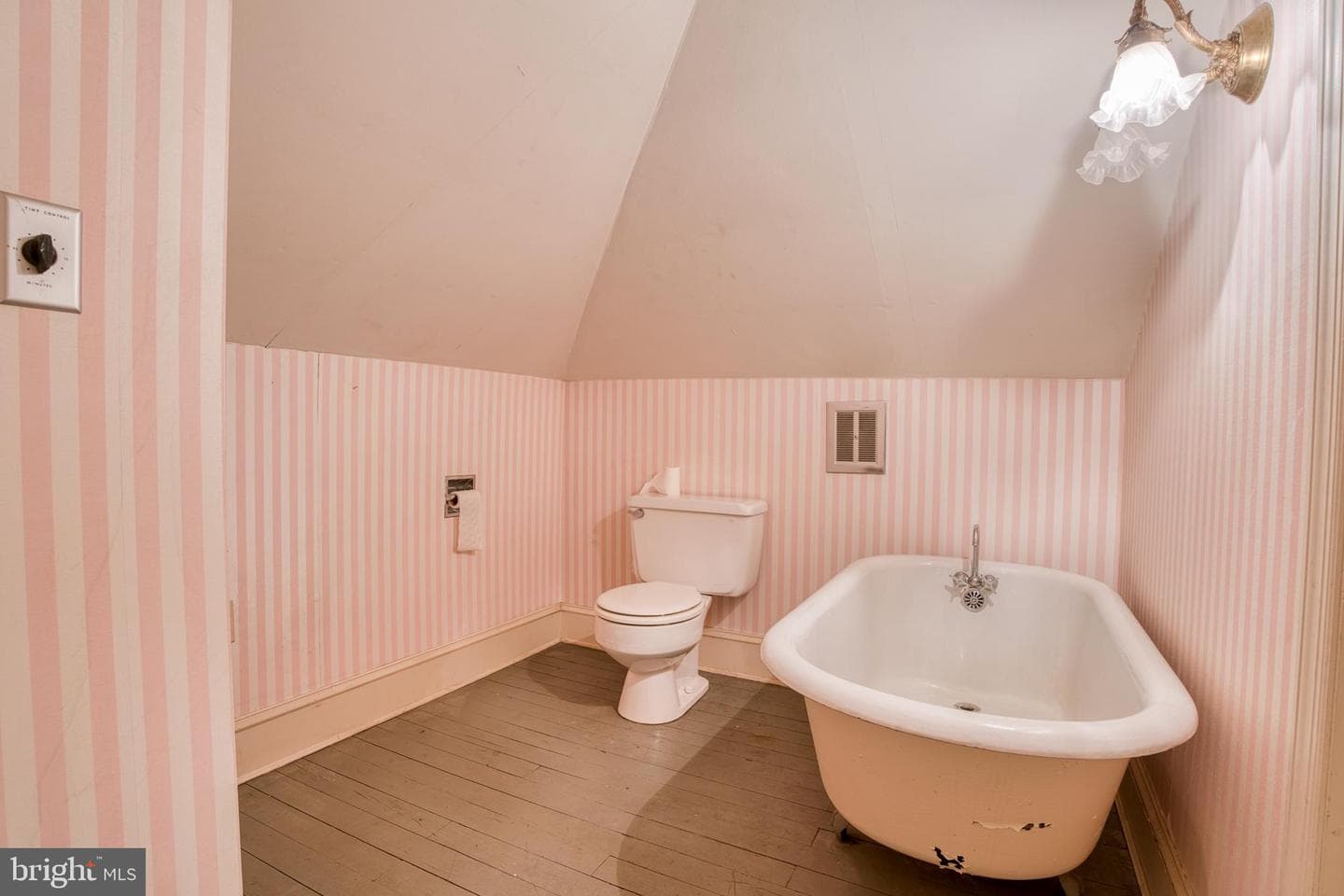 3925 Canterbury Road photo 44