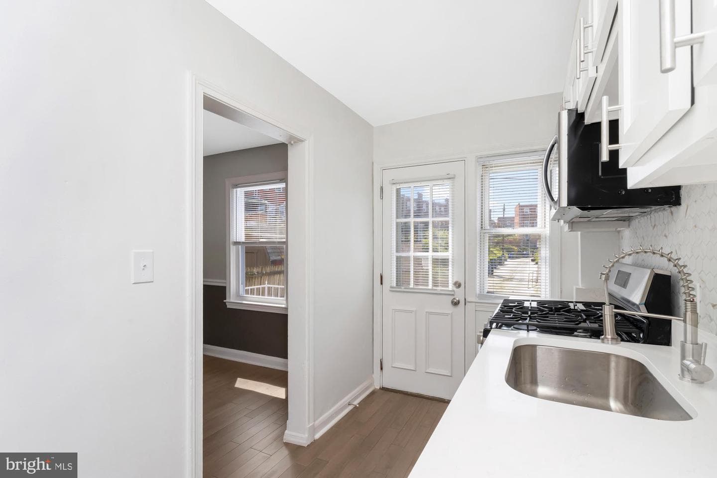 516 Sunset Road photo 11