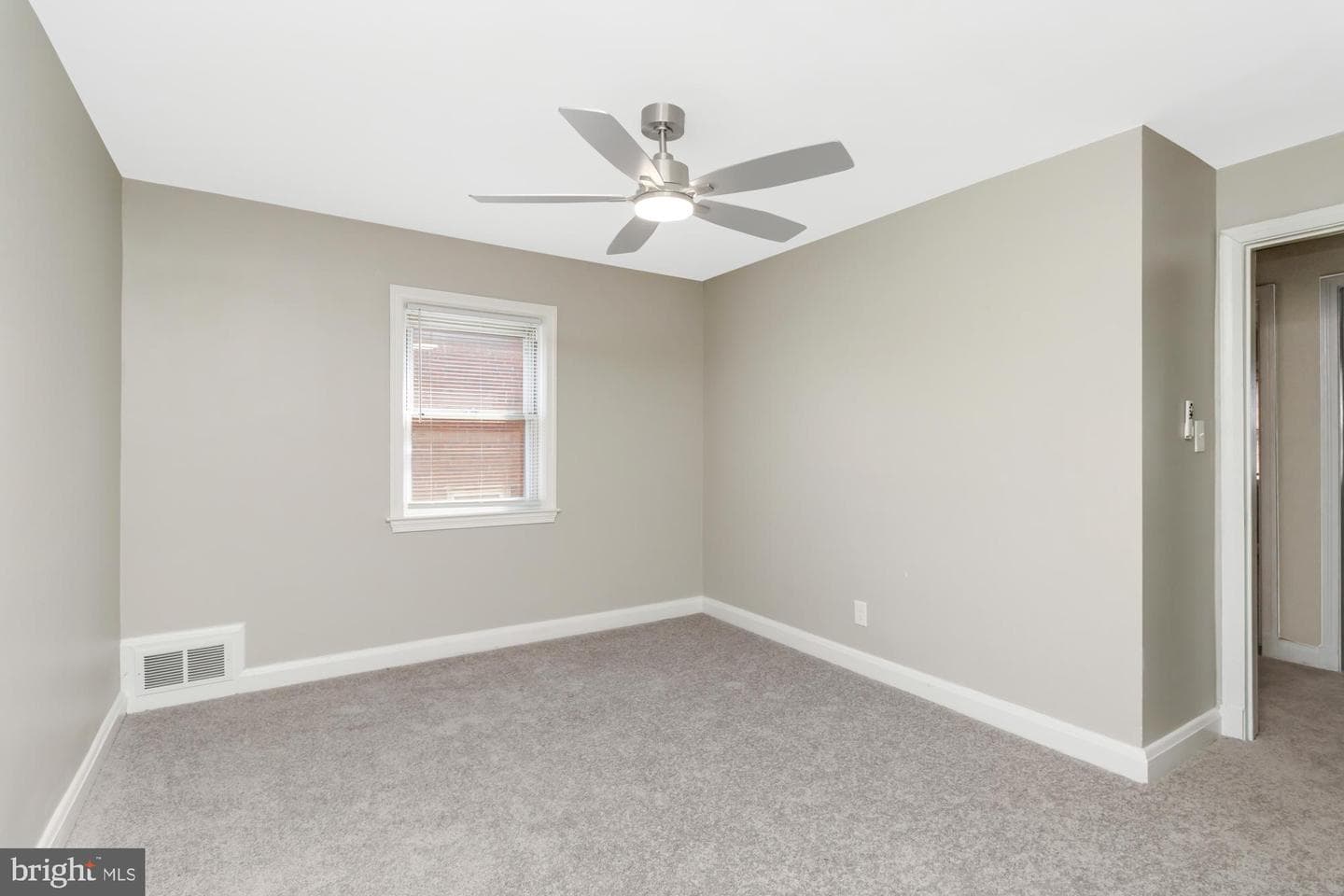 516 Sunset Road photo 23