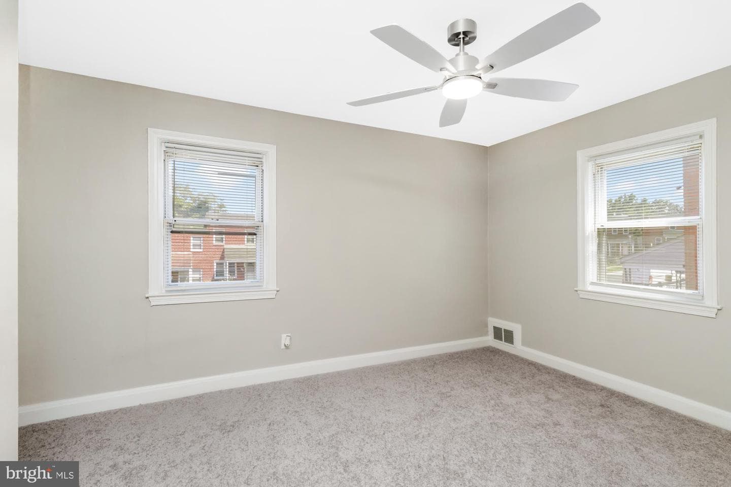 516 Sunset Road photo 24