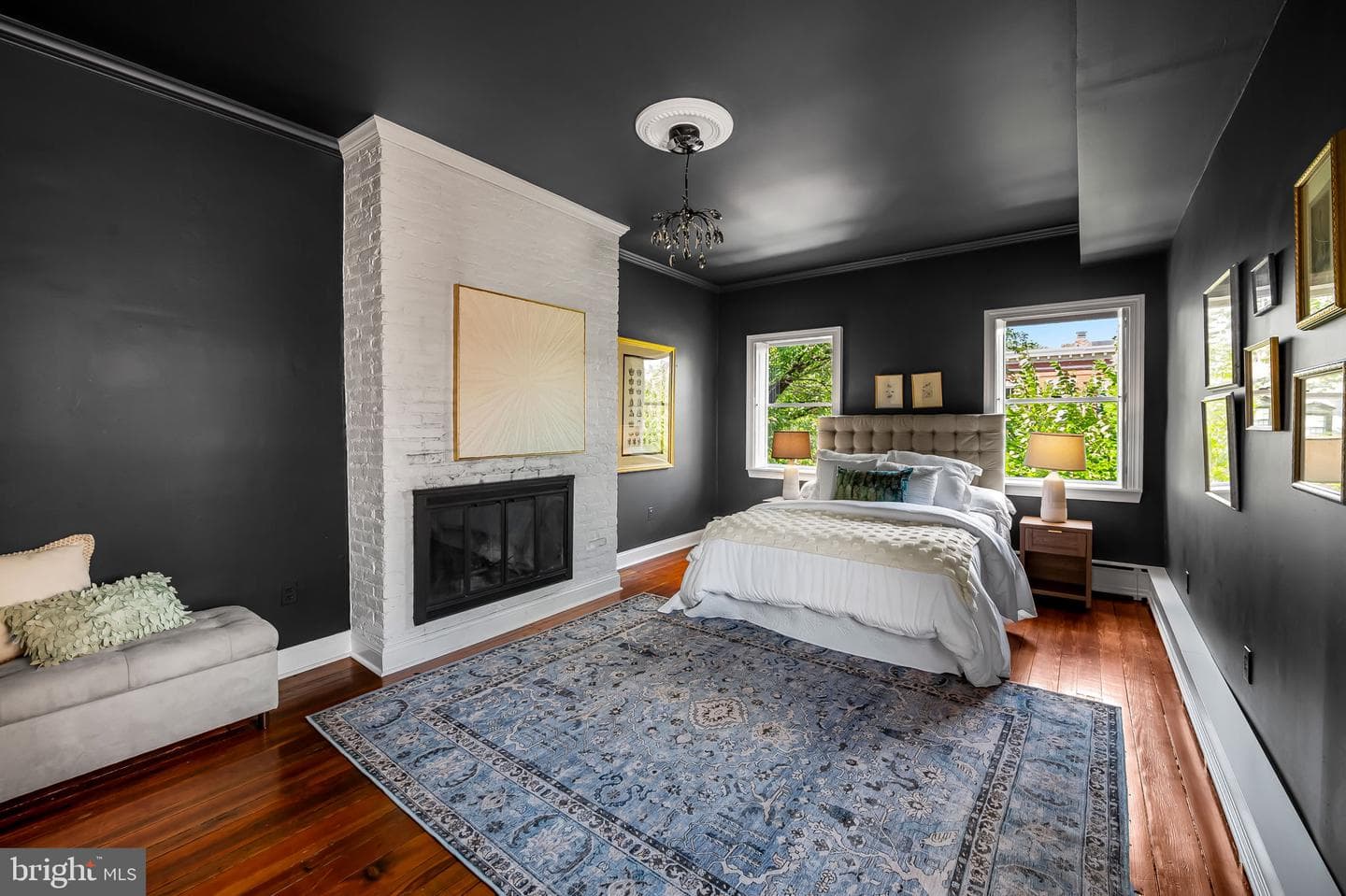 107 W Lee Street photo 55
