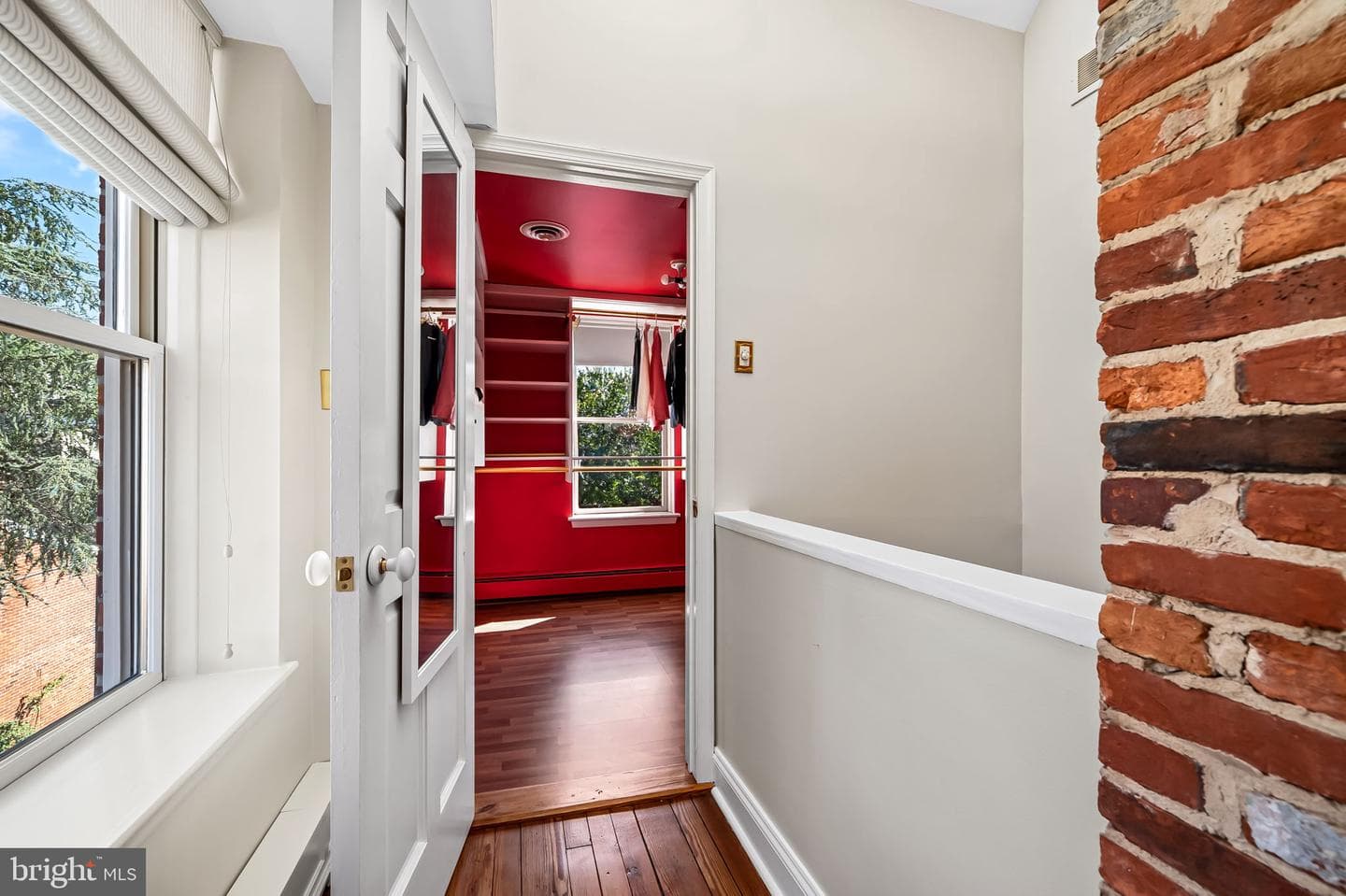 107 W Lee Street photo 61