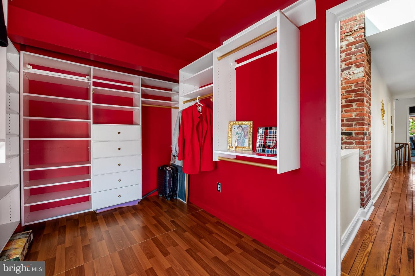 107 W Lee Street photo 63