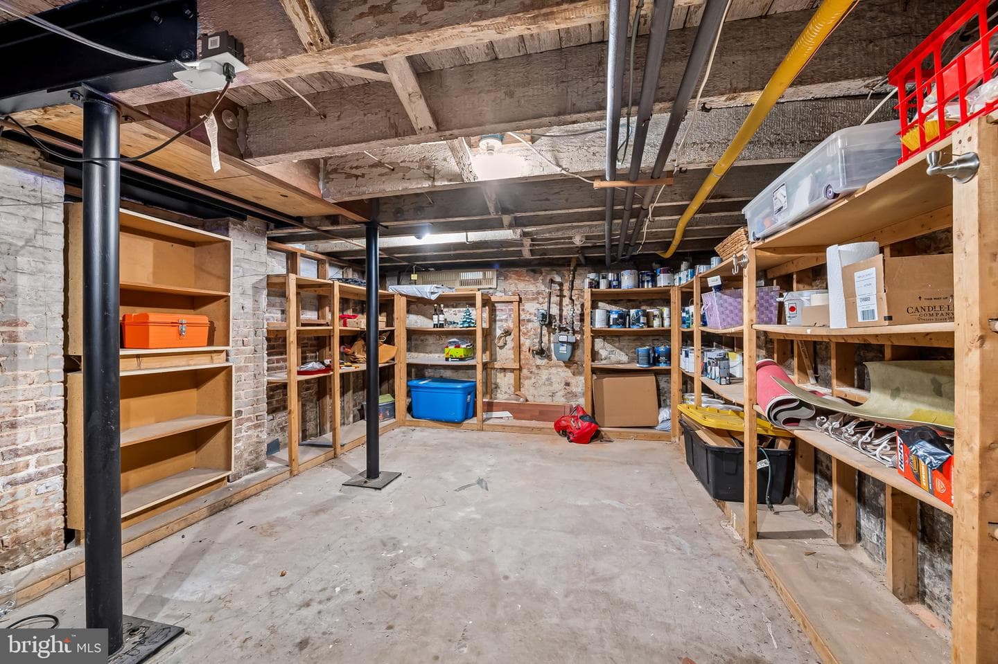 107 W Lee Street photo 68