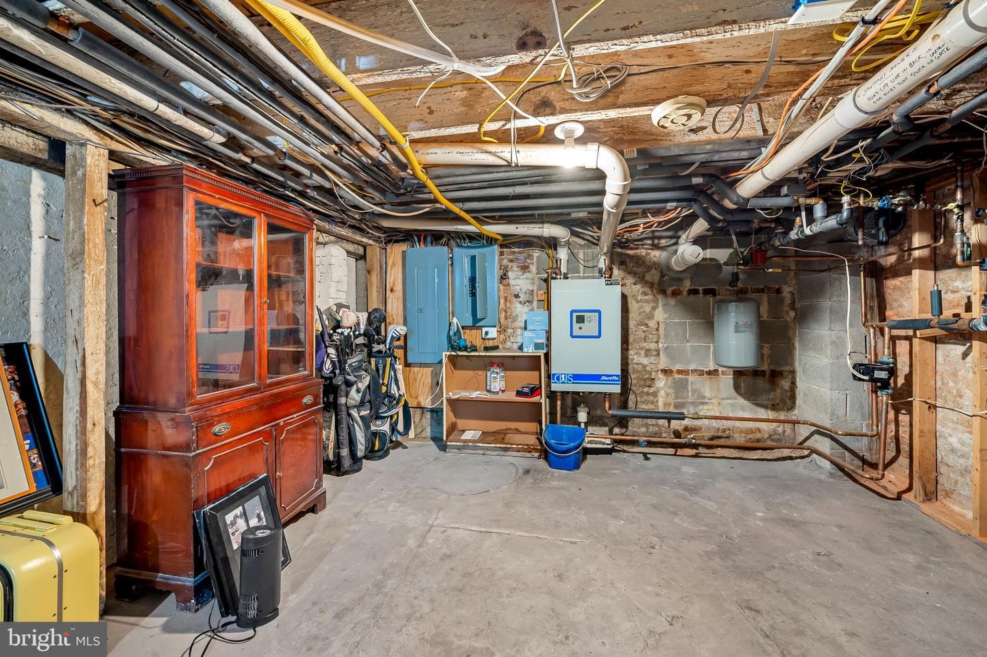 107 W Lee Street photo 69