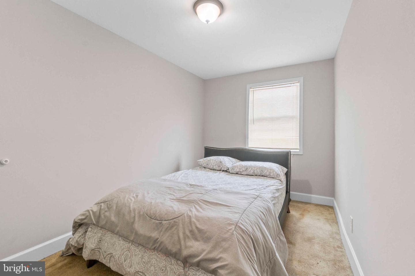 5711 Narcissus Avenue photo 17