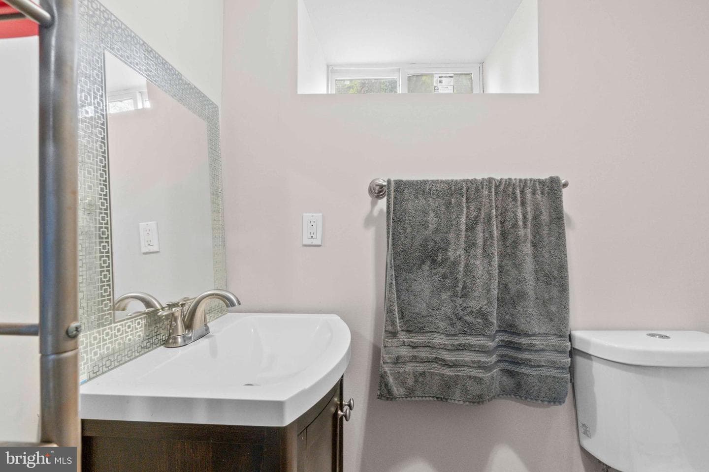 5711 Narcissus Avenue photo 25