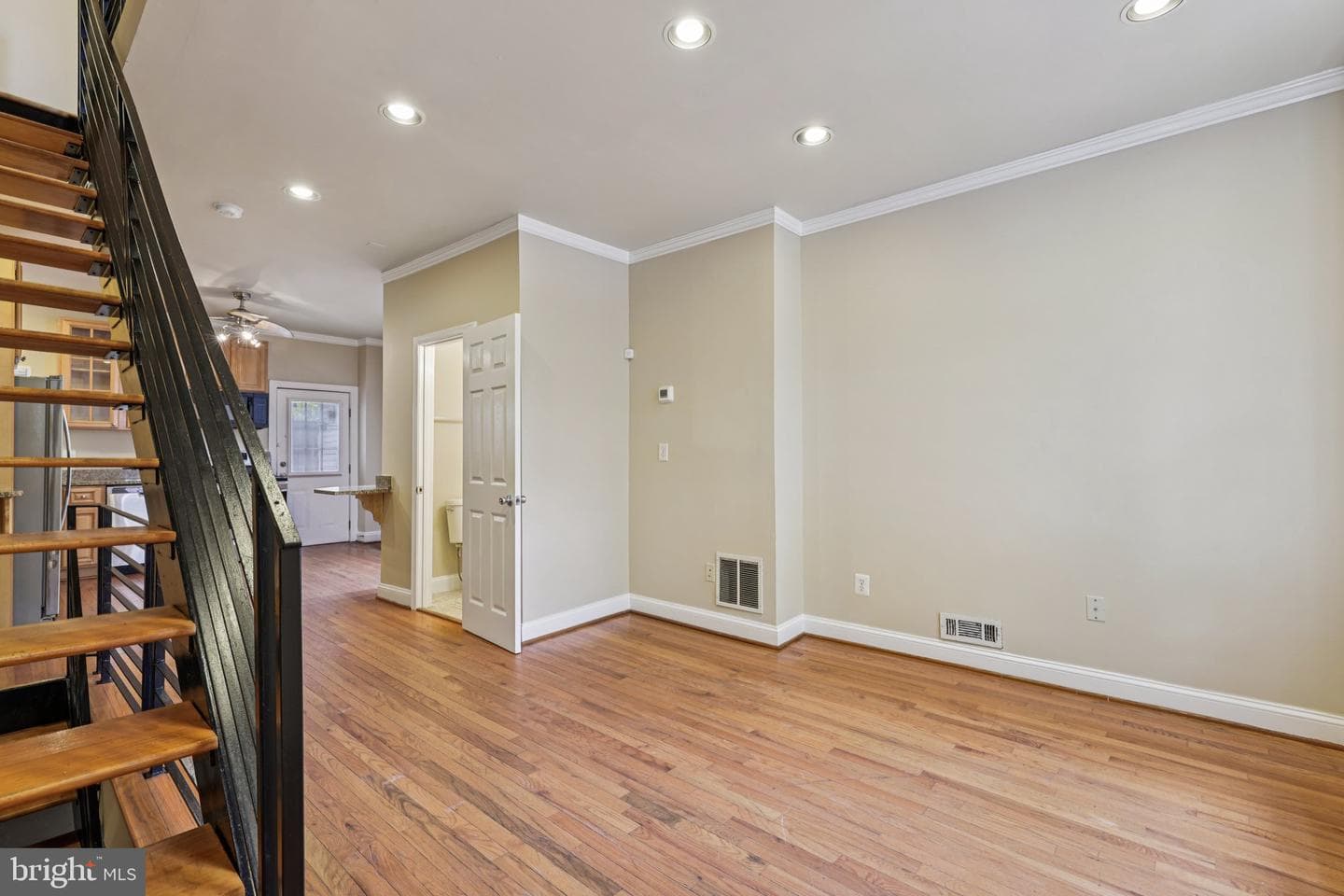 410 N Chester Street photo 3