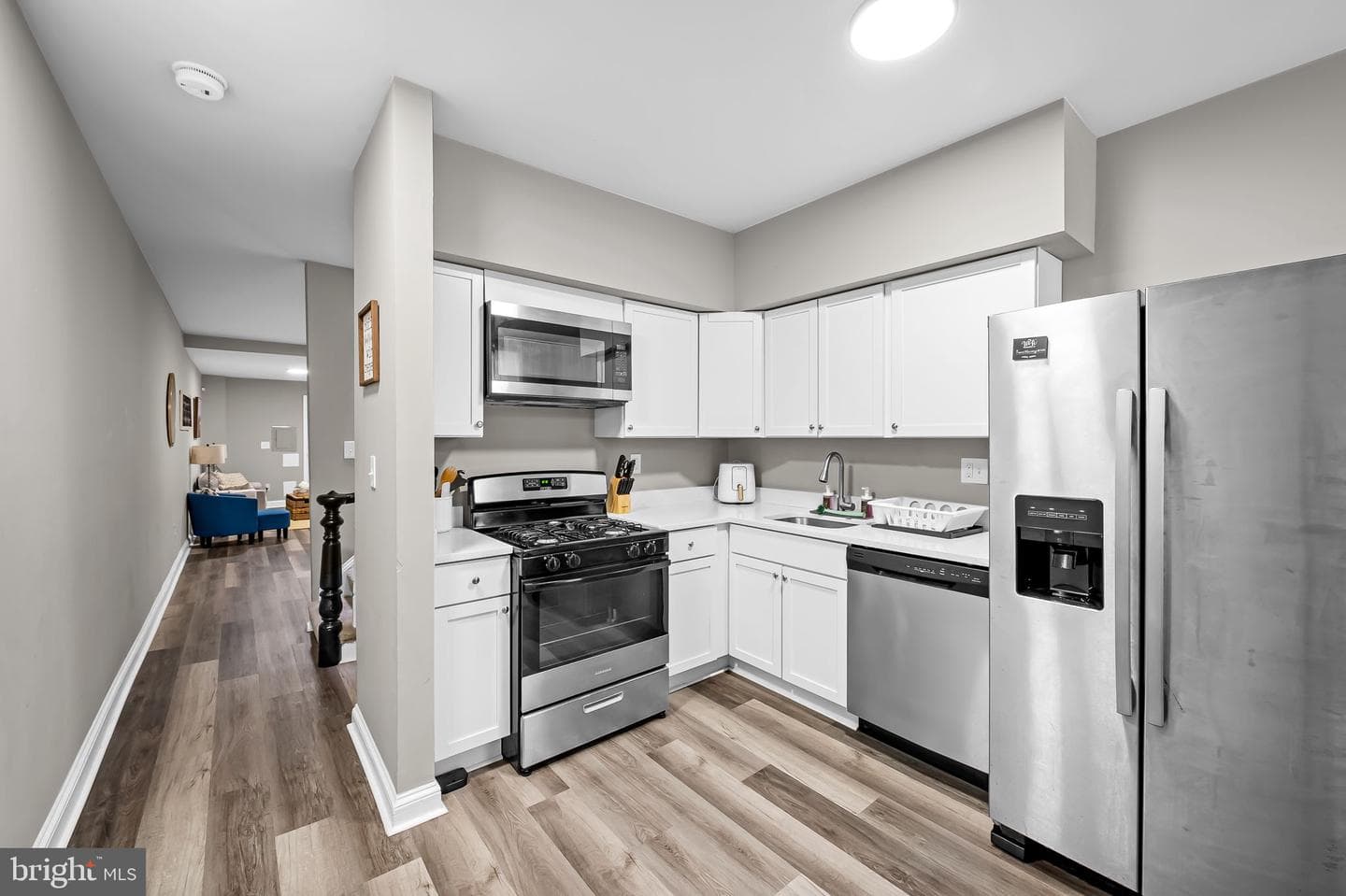 2233 Jefferson Street photo 6