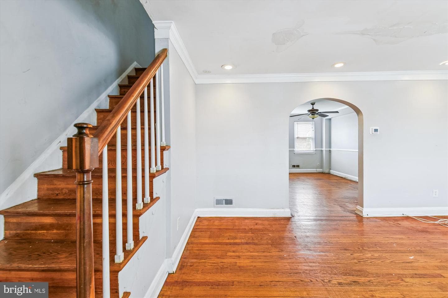 5755 Maplehill Road photo 2