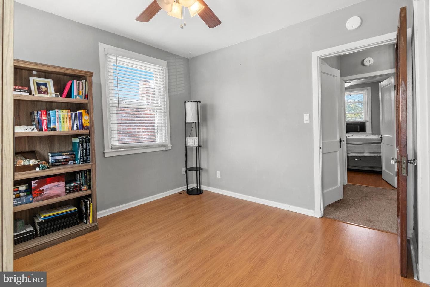 1340 W 37th Street photo 13