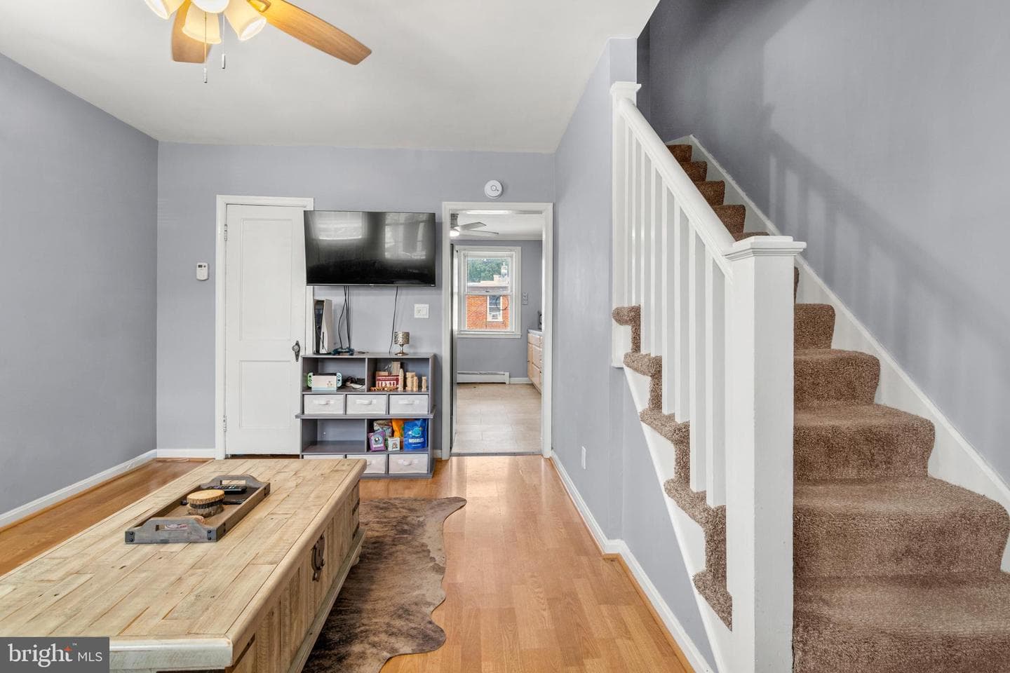 1340 W 37th Street photo 5