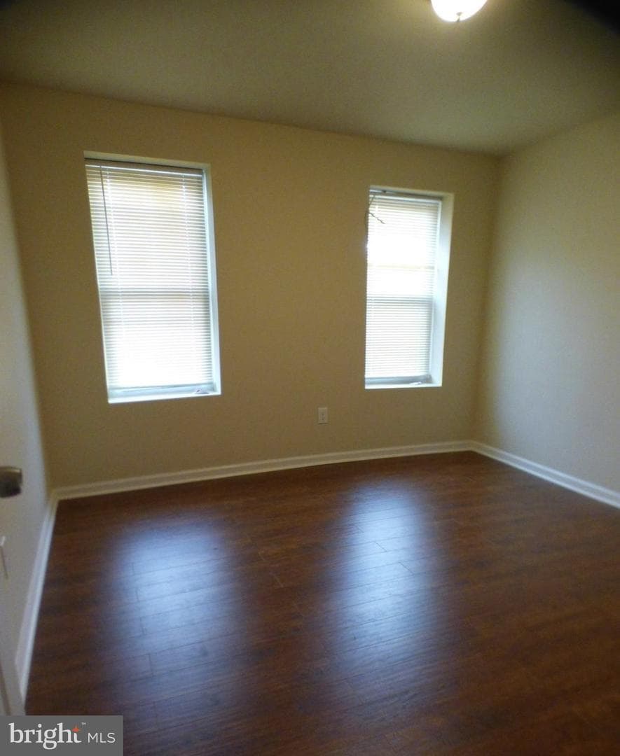 612 Wyeth Street photo 7