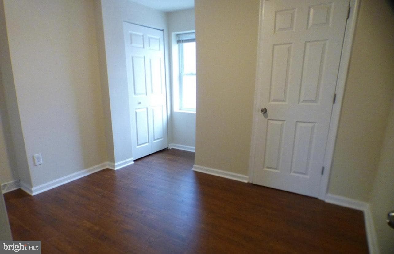 612 Wyeth Street photo 8