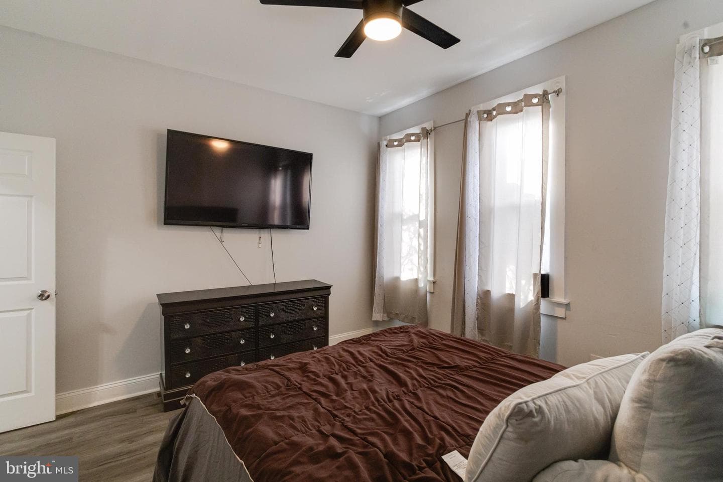 1107 S Carey Street photo 22
