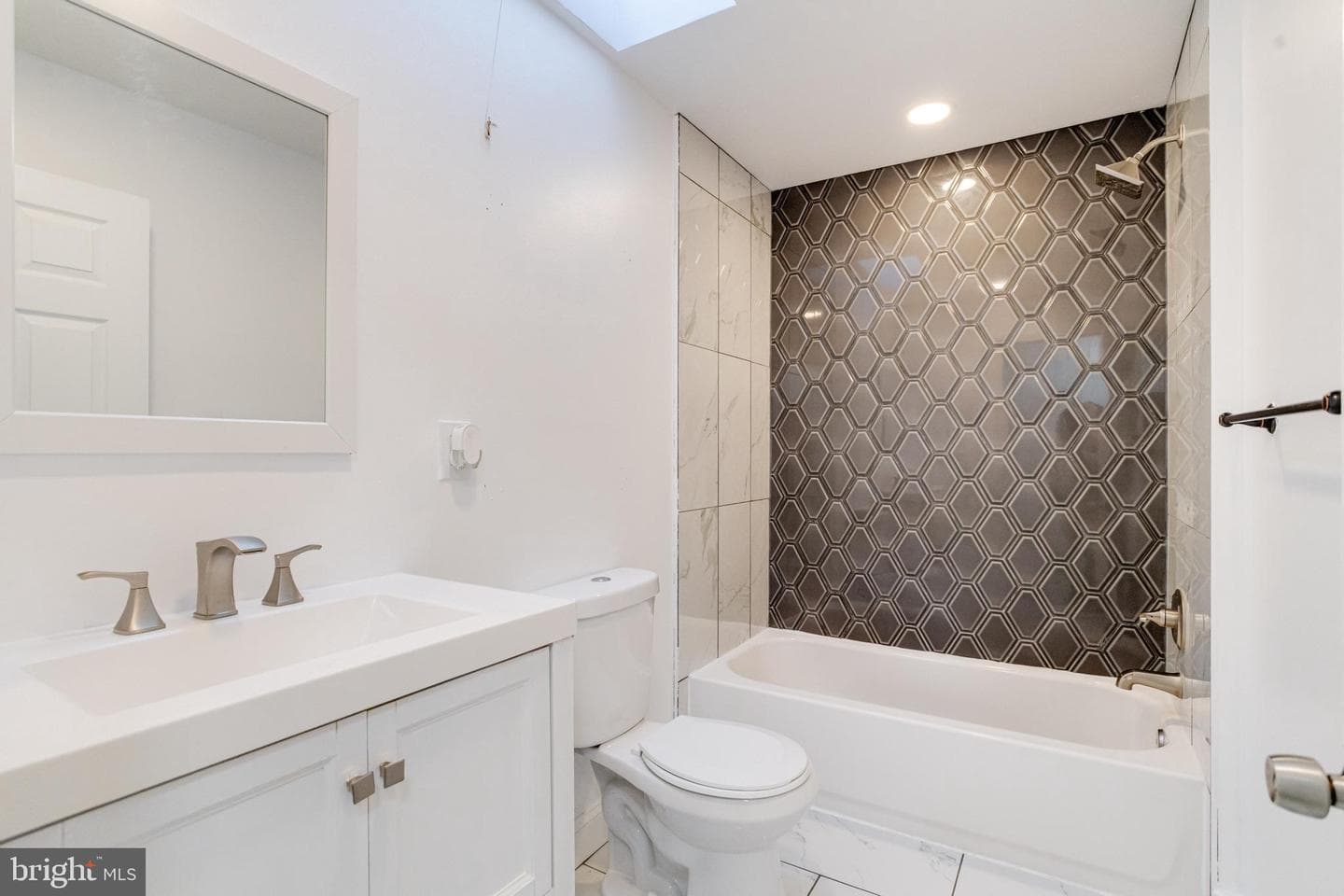 1107 S Carey Street photo 26