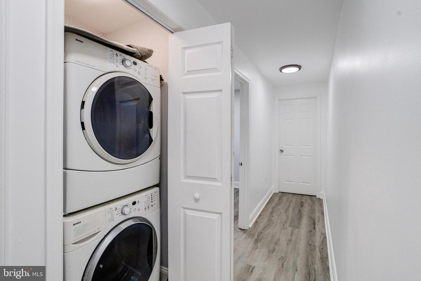 1107 S Carey Street photo 33