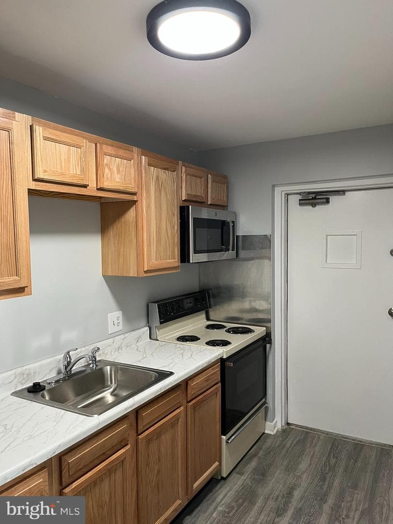 1317 W Fayette Street #3b photo 19