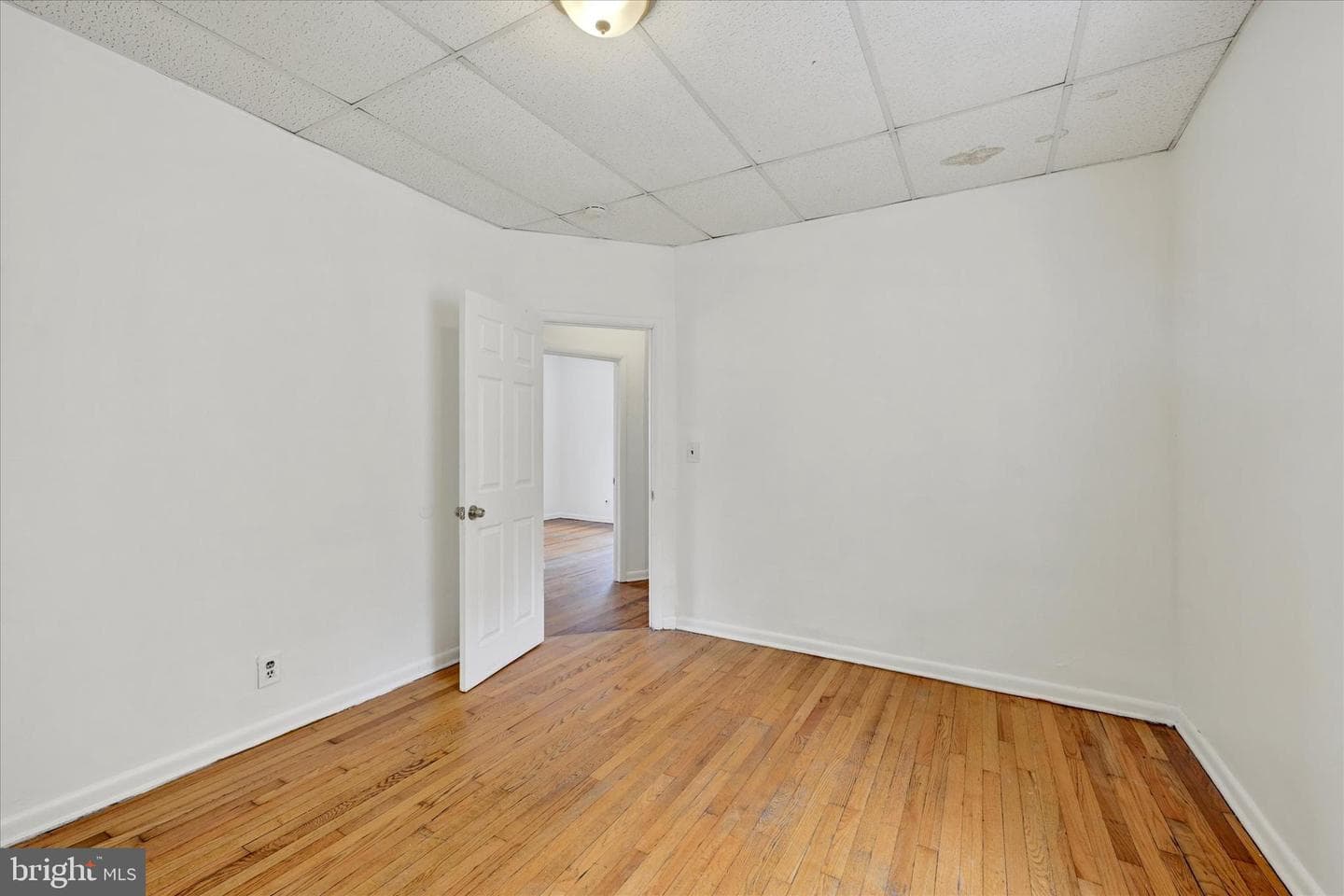 4609 Frankford Avenue photo 19