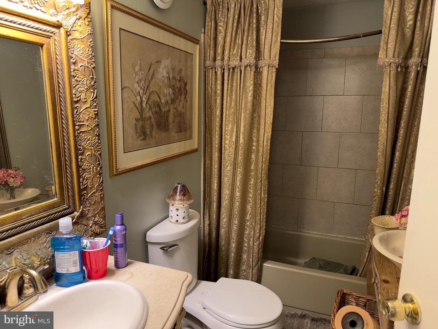 2512 Ridgely Street photo 8