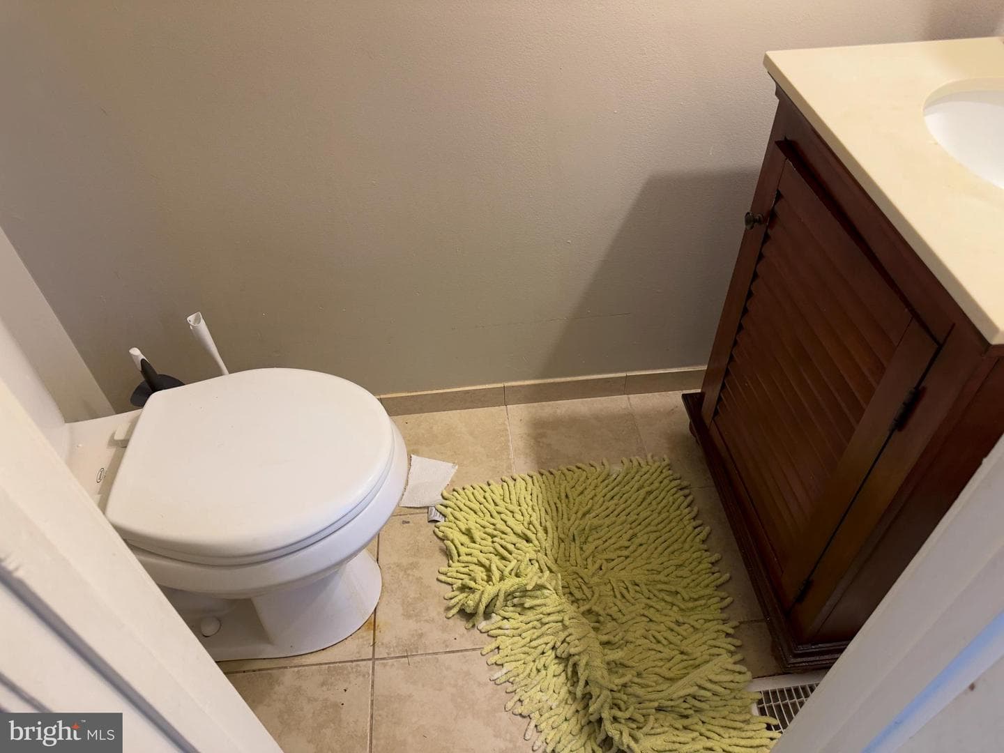 2512 Ridgely Street photo 9