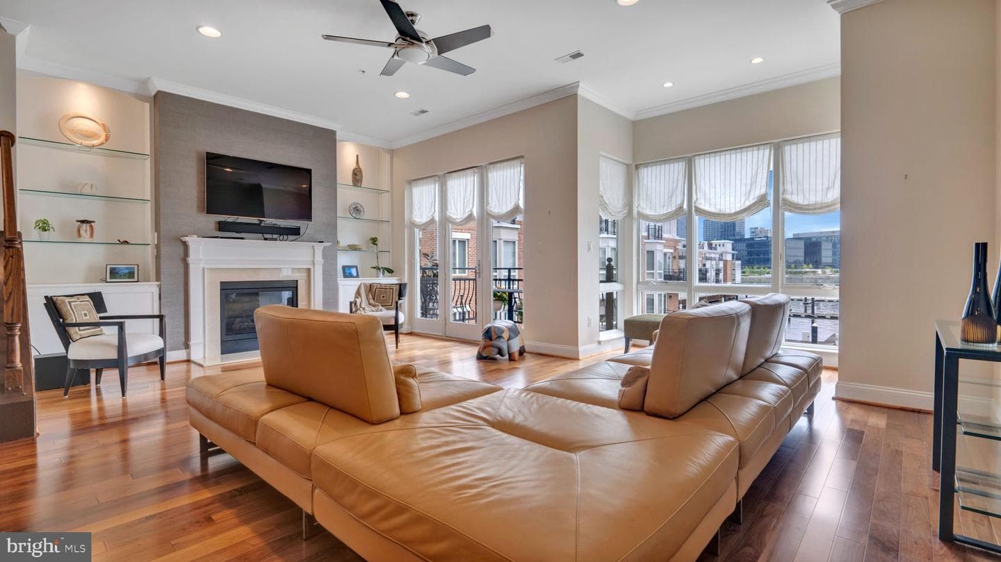 1027 Pier Pointe Landing #113 photo 3