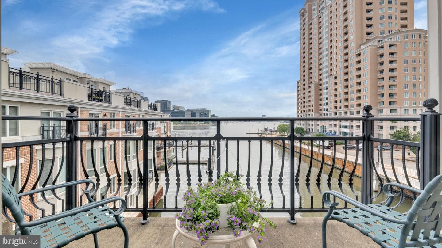 1027 Pier Pointe Landing #113 photo 5