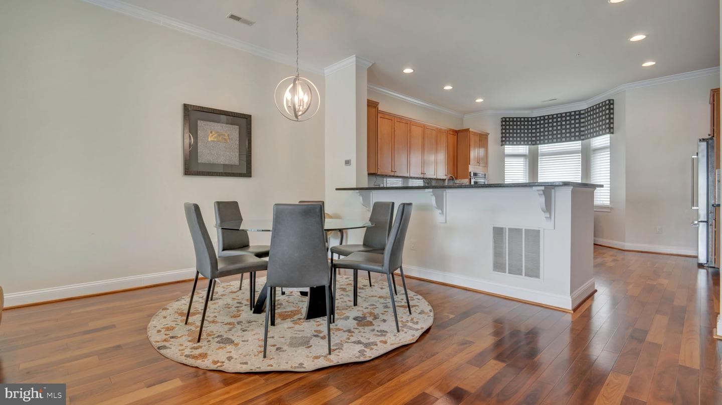 1027 Pier Pointe Landing #113 photo 7