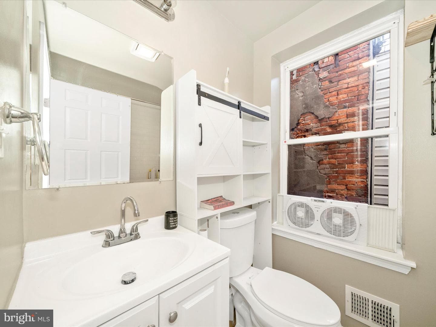 420 N Chester Street photo 34