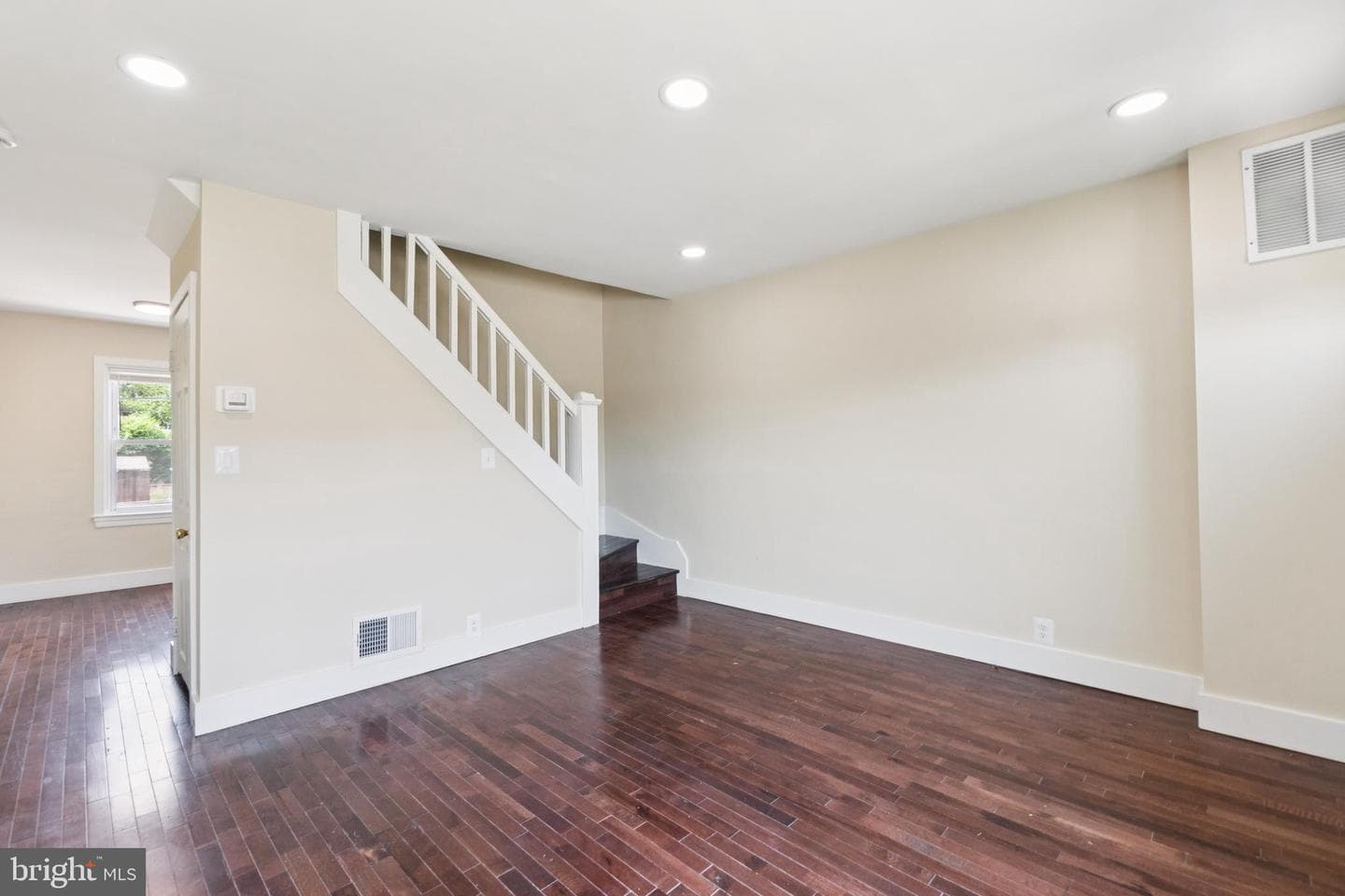 510 Seagull Avenue photo 10