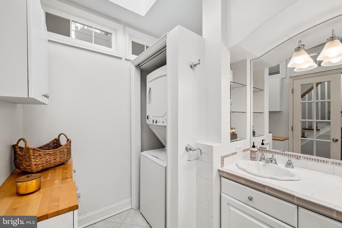 1114 S Clinton Street photo 40