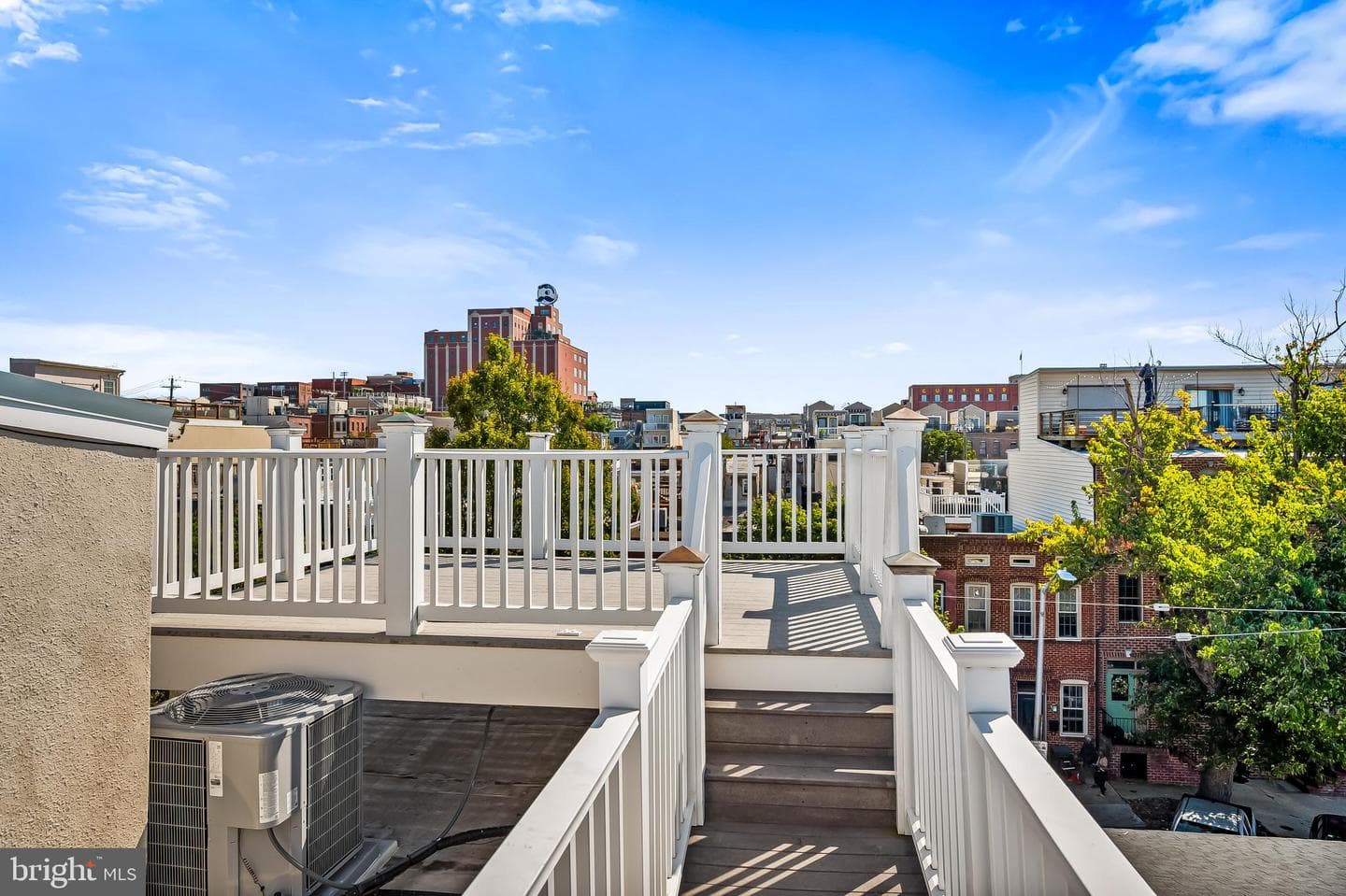 1114 S Clinton Street photo 45