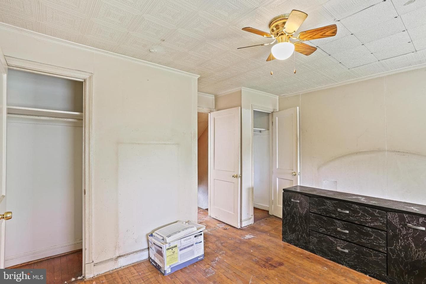 1108 Anglesea Street photo 14
