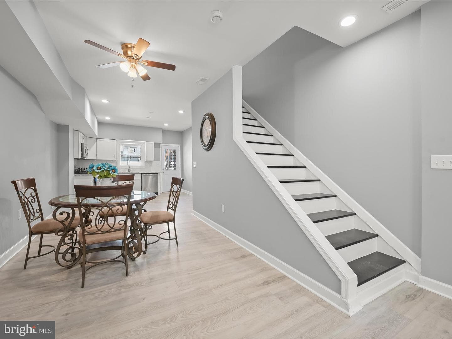 405 S Newkirk Street photo 10