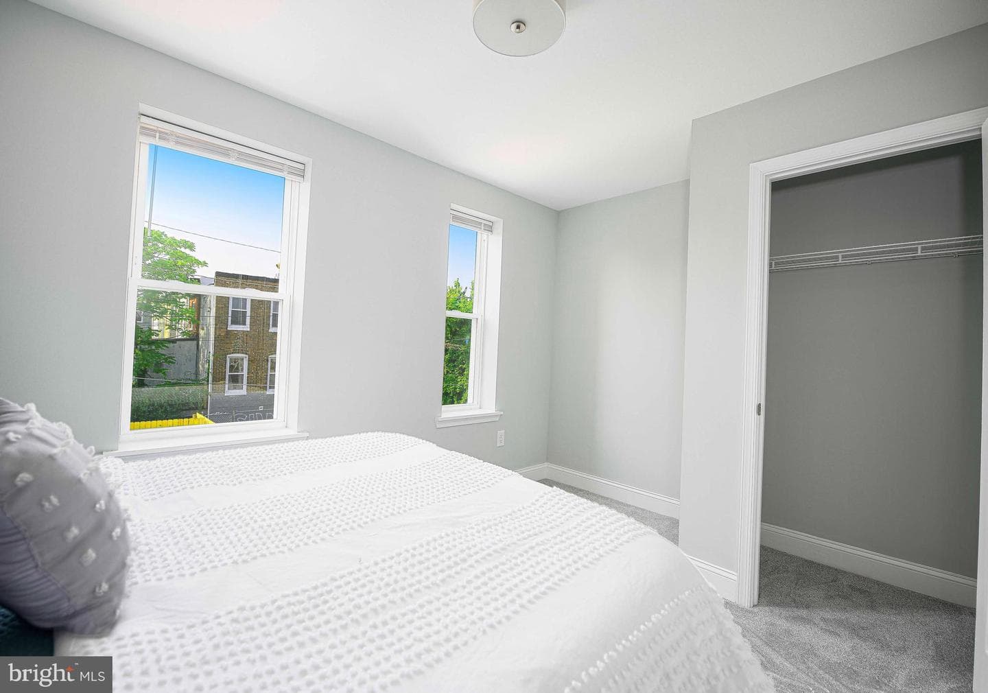 2407 Mcelderry Street photo 14