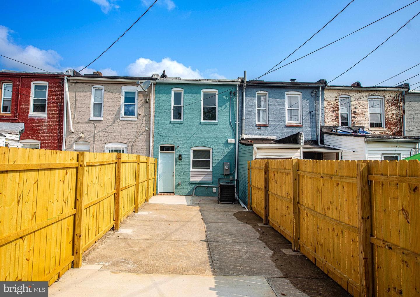 2407 Mcelderry Street photo 22