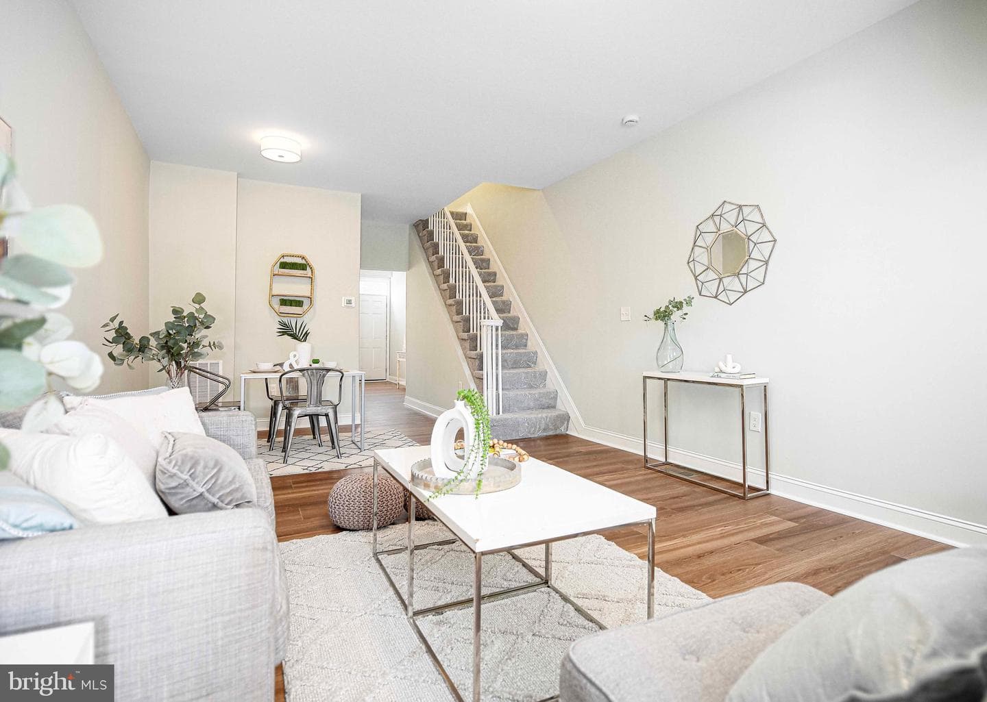 2407 Mcelderry Street photo 5