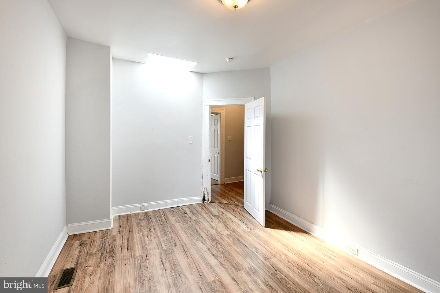 2039 Sinclair Lane photo 19