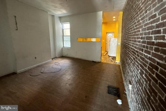 2615 Francis Street photo 3