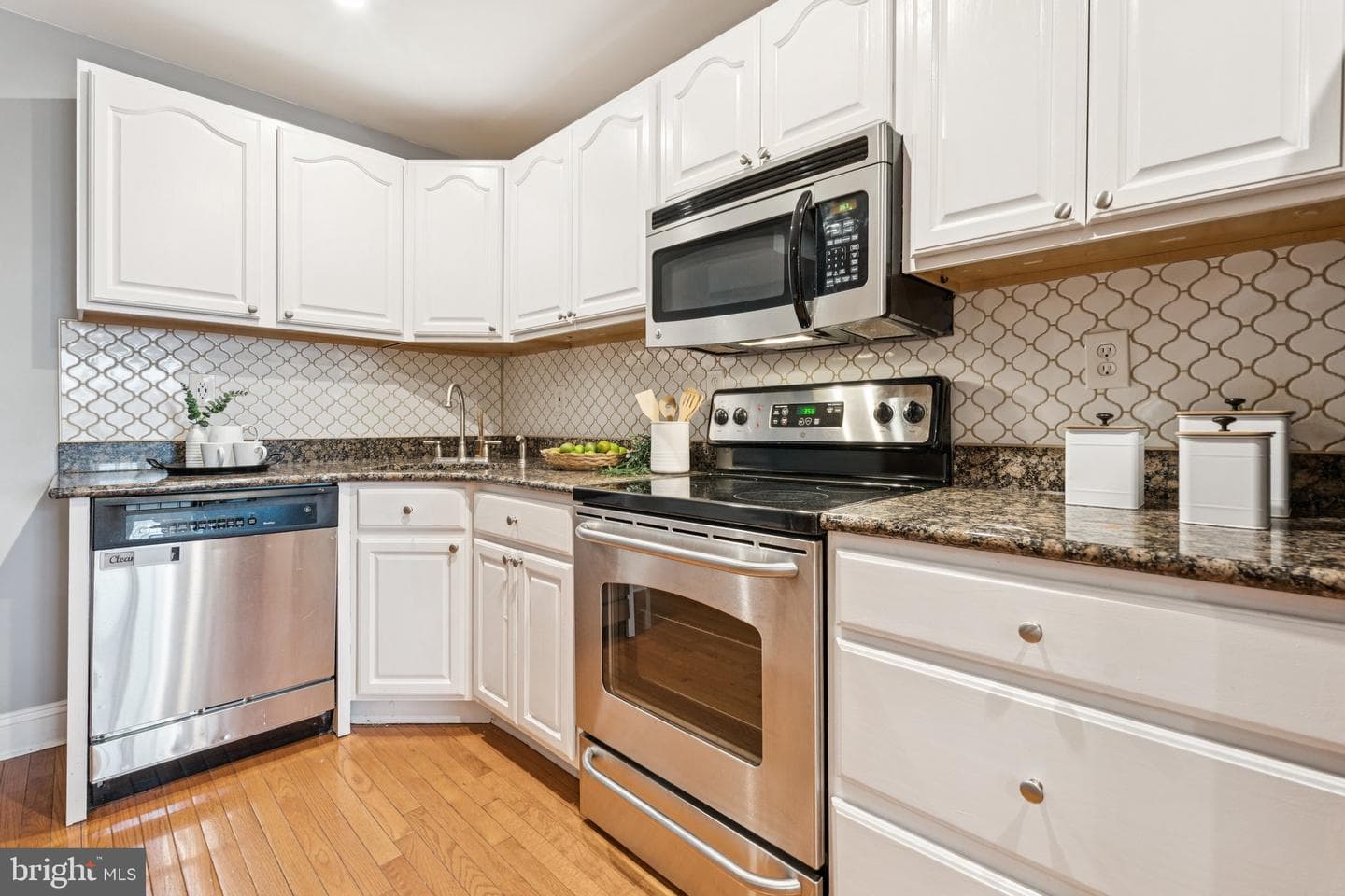 405 S Madeira Street S photo 7