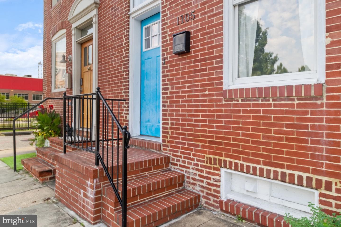 1105 Haubert Street photo 2