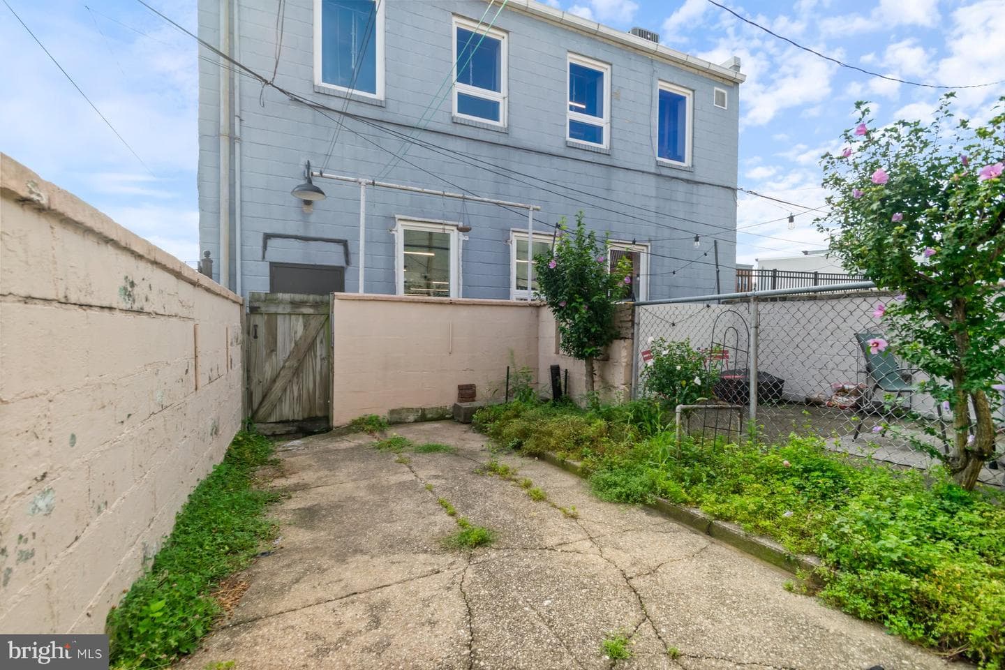 1105 Haubert Street photo 24