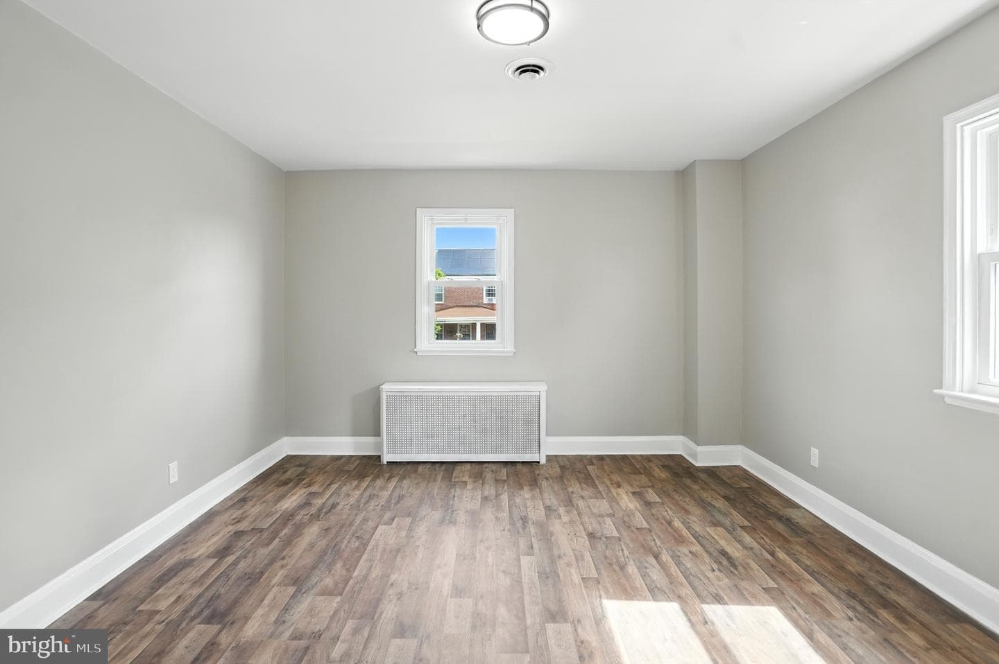 2823 Inglewood Avenue photo 42