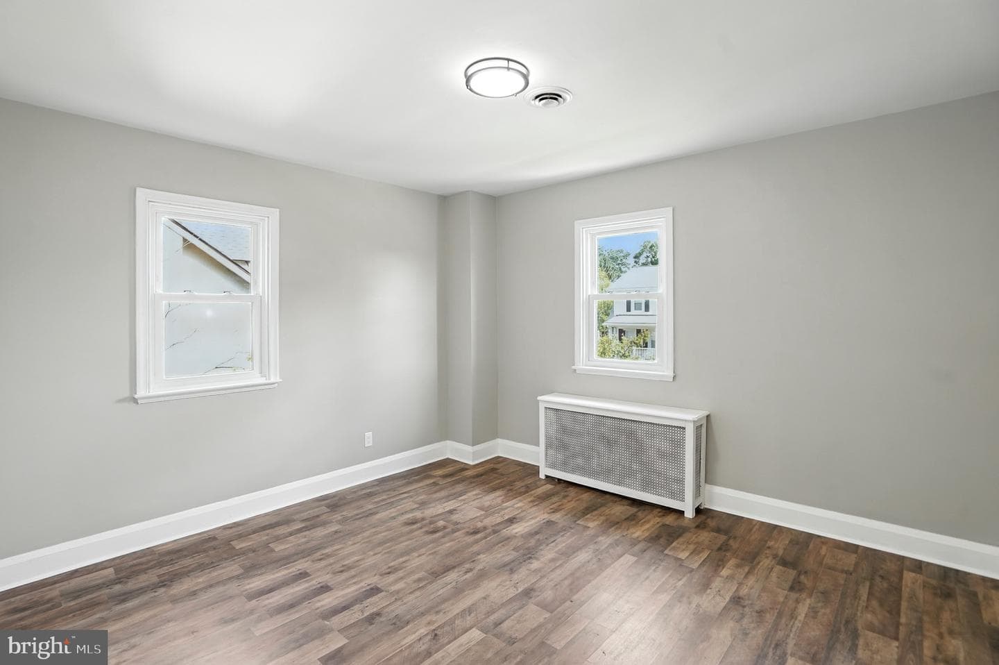 2823 Inglewood Avenue photo 44