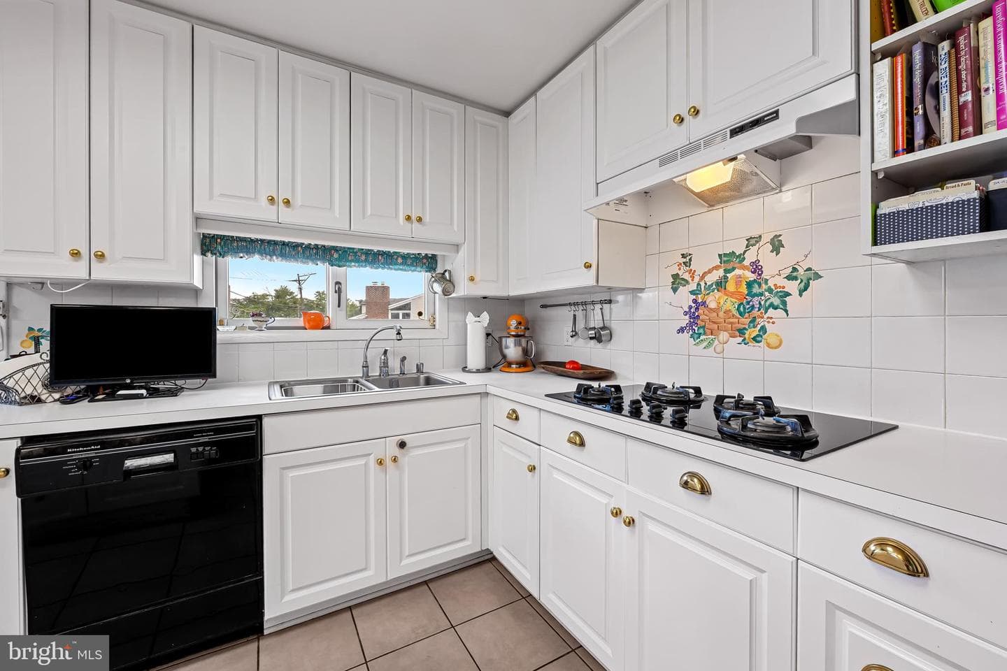 2506 Shelleydale Drive photo 18